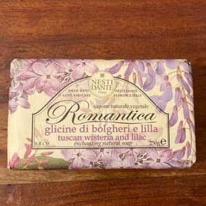 Nesti Dante Romantica Wisteria and Lilac Soap- hand crafted in Italy
